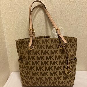 Michael Kors Tote